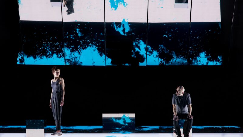 Linda Gennari e Antonio Zavatteri in Il viaggio di Victor