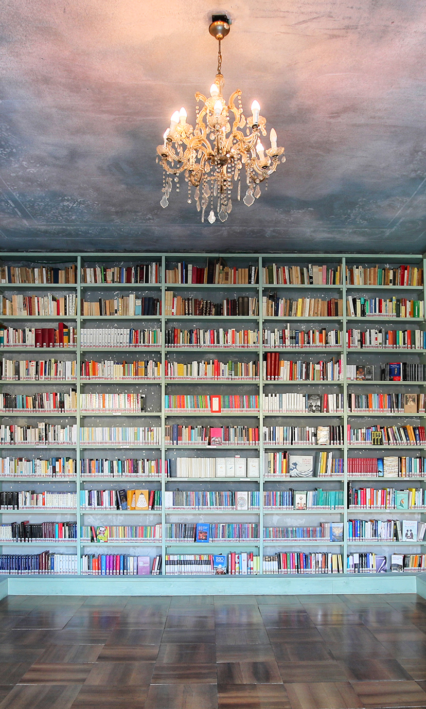 Sala lettura Victoria Amelina