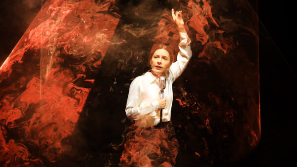 prima-facie-tfp-25-26-slide Scena dello spettacolo Prima Facie