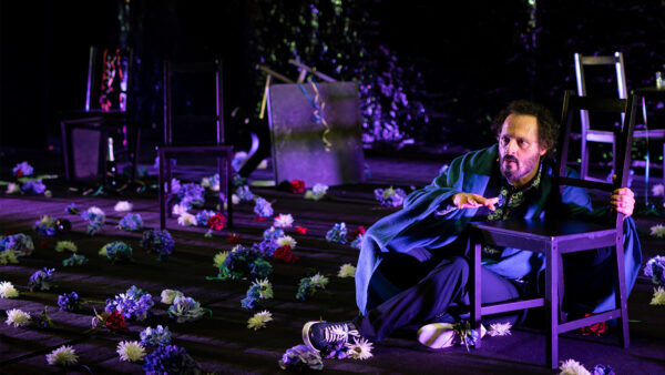 Fabio Troiano nello spettacolo Il dio bambino