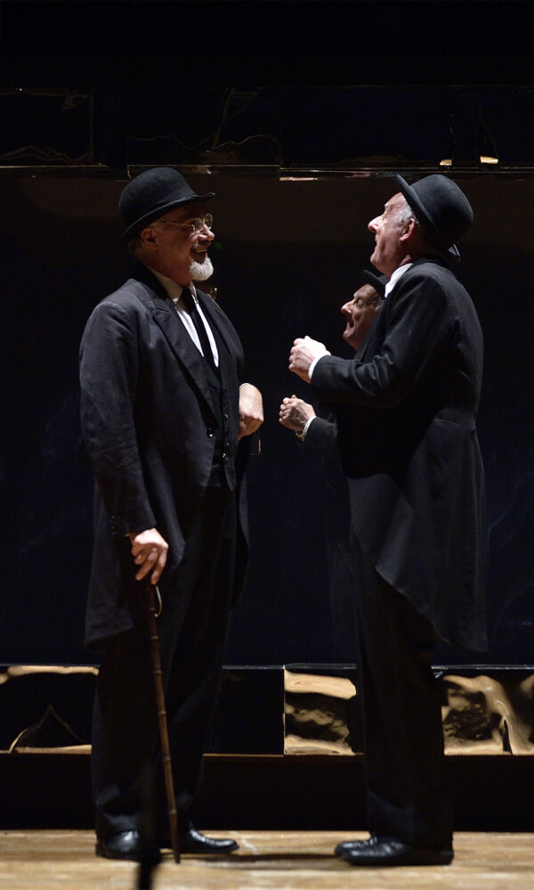 Scena dello spettacolo Unamuno, nessuno e centomila