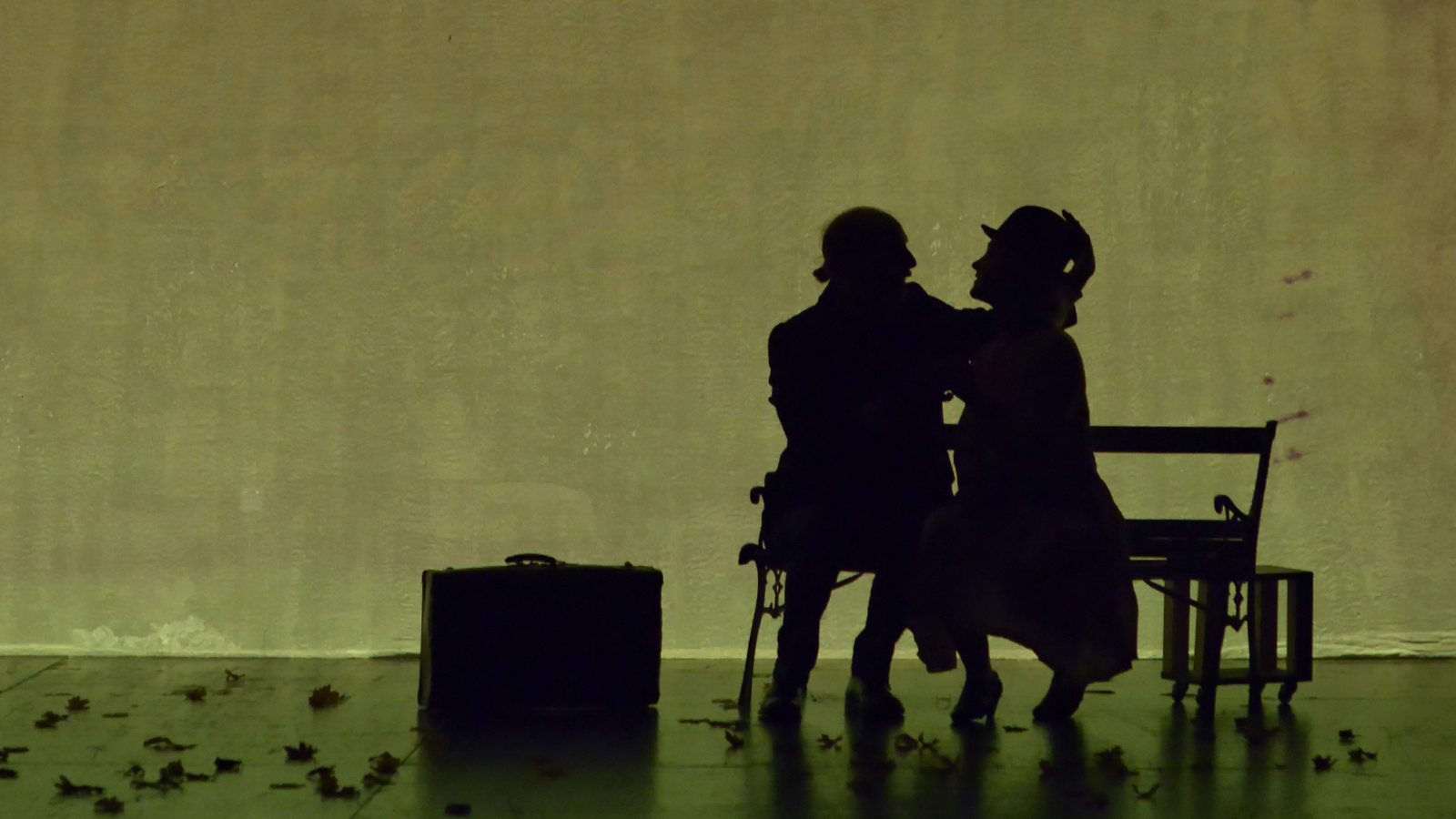 Scena dello spettacolo per bambini Kafka e la bambola viaggiatrice