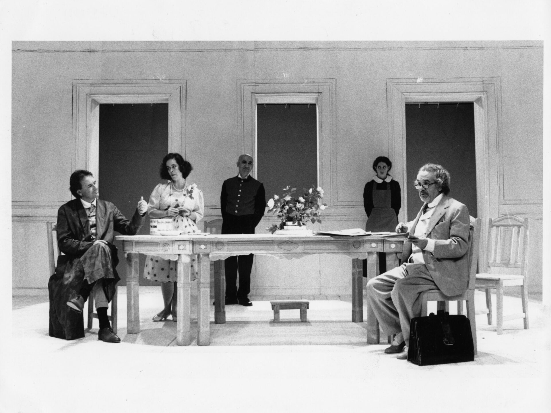 Archival stage photograph from the Teatro Franco Parenti production of Io, l’erede.